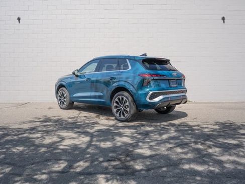 New 2026 Audi Q3 quattro 2.0T AWD/4WD image 4