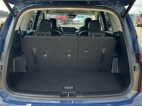 Used 2025 Kia Telluride S image 36