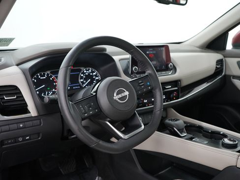 Used 2023 Nissan Rogue SL AWD/4WD image 26