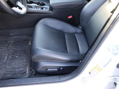 Used 2024 Honda Civic Touring image 38