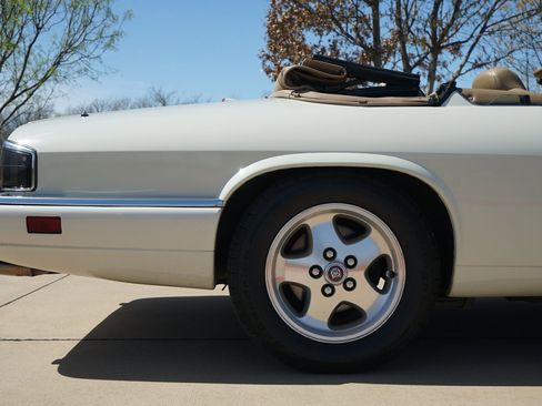 Used 1995 Jaguar XJS 4.0 Convertible image 39