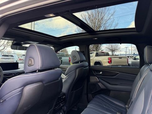 Used 2024 Acura MDX Type S image 37