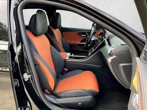 Used 2023 Mercedes-Benz C 300 4MATIC Sedan image 9