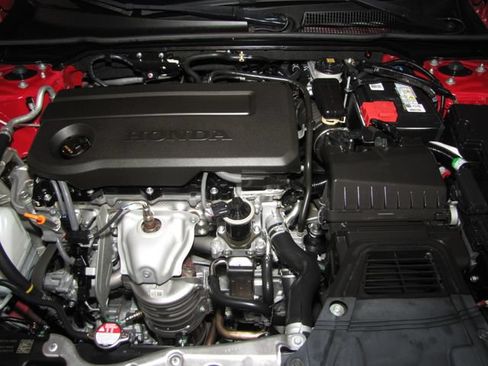 Certified 2025 Honda Civic Sport image 21