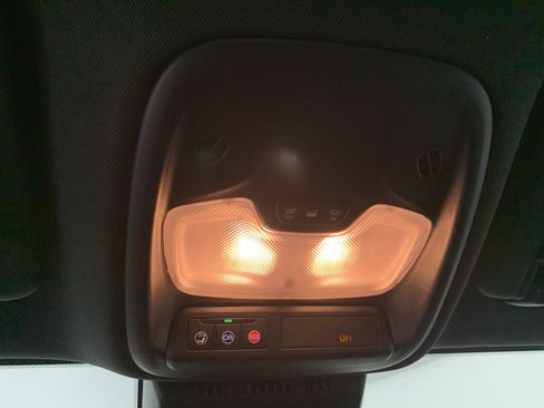 Used 2023 Chevrolet Colorado W/T RWD image 26