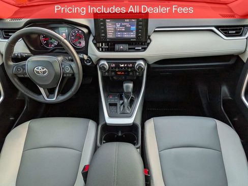 Used 2022 Toyota RAV4 XLE Premium FWD image 16