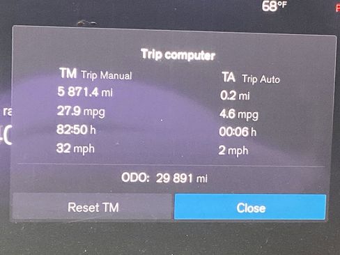 Certified 2023 Volvo XC60 B5 Plus w/ Climate Package image 81