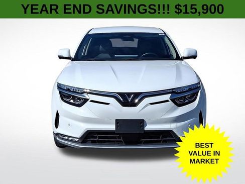 Used 2023 VinFast VF 8 Eco image 3