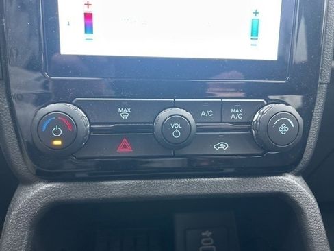 Used 2024 Ford Ranger XLT w/ Technology Package image 11