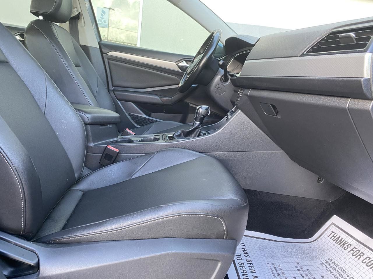 Used 2019 Volkswagen Jetta R-Line FWD image 8