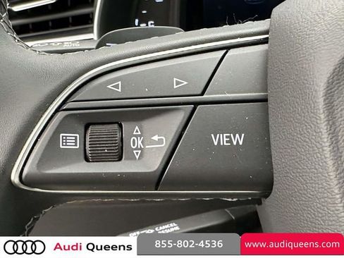 Used 2025 Audi Q7 3.0T Premium w/ Convenience Package AWD/4WD image 30