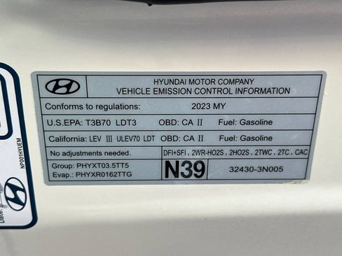 Used 2023 Genesis GV80 3.5T AWD/4WD image 38