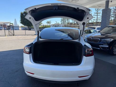 Used 2021 Tesla Model 3 Long Range image 16