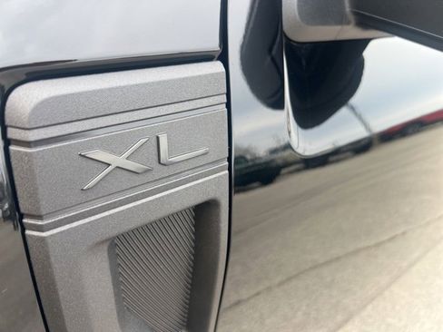 New 2026 Ford Maverick XL image 19