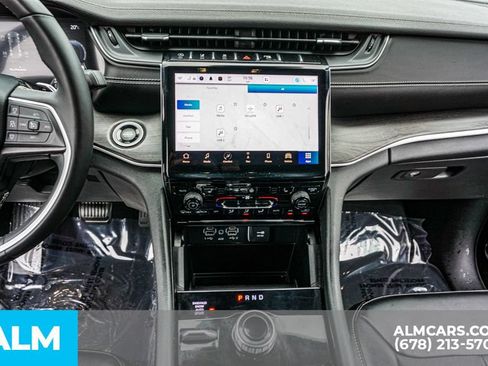 Used 2023 Jeep Grand Cherokee Limited AWD/4WD image 35