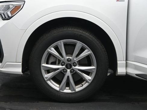 Used 2023 Audi Q3 2.0T Premium image 33