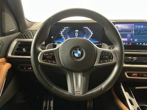 Certified 2024 BMW X7 xDrive40i w/ M Sport Package AWD/4WD image 16