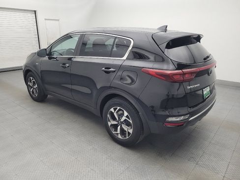 Used 2022 Kia Sportage LX AWD/4WD image 3