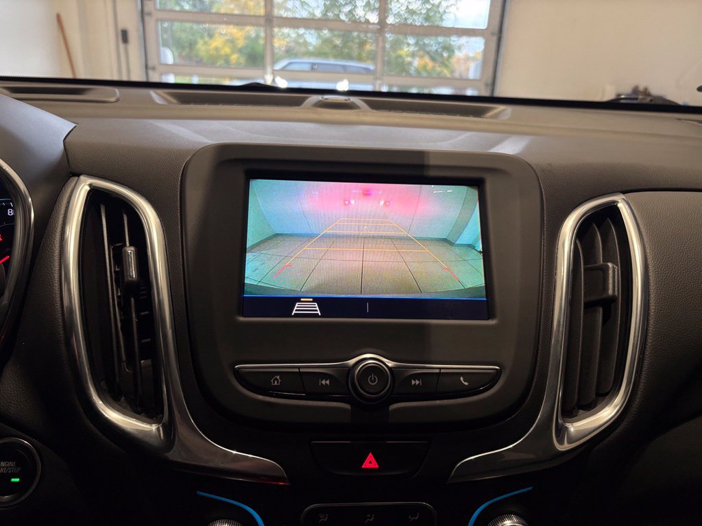 Used 2021 Chevrolet Equinox LT AWD/4WD image 38