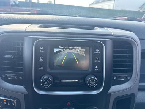 Used 2017 RAM 1500 Express image 17