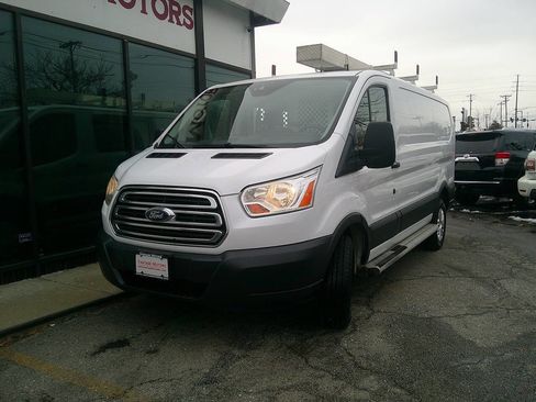 Used 2016 Ford Transit 250 130 Low Roof w/ Exterior Upgrade Package image 2