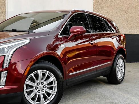 Used 2018 Cadillac XT5 FWD image 5