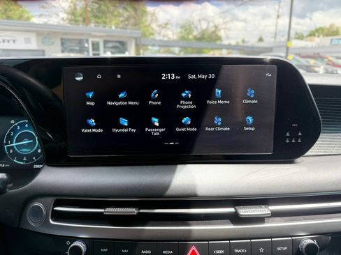 Used 2024 Hyundai Palisade Limited AWD/4WD image 36