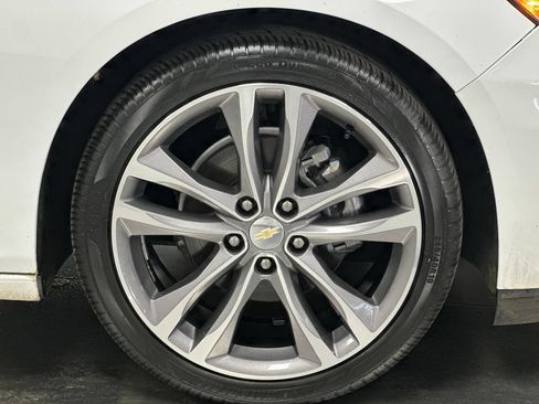 Used 2023 Chevrolet Malibu LT w/ LPO, Floor Liner Package FWD image 25