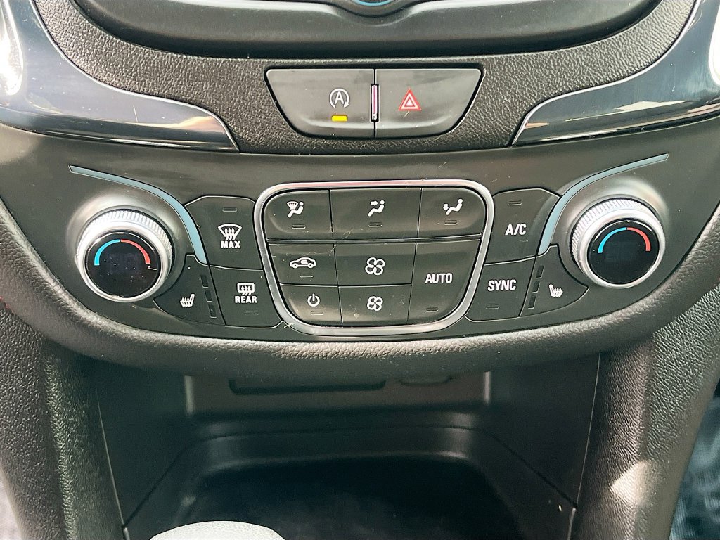 Used 2024 Chevrolet Equinox RS w/ LPO, Floor Liner Package AWD/4WD image 16