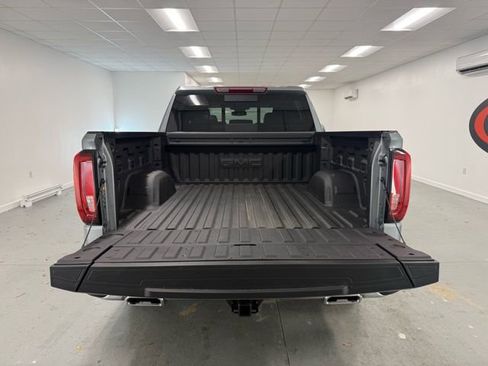 New 2026 GMC Sierra 1500 SLT w/ SLT Premium Plus Package image 8