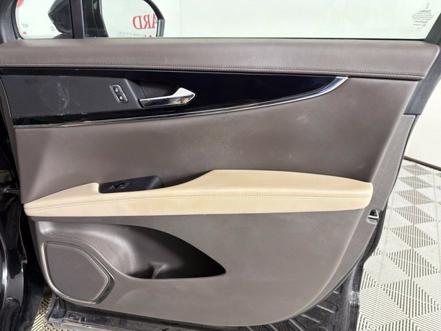 Certified 2022 Lincoln Nautilus FWD w/ Premium Package image 33