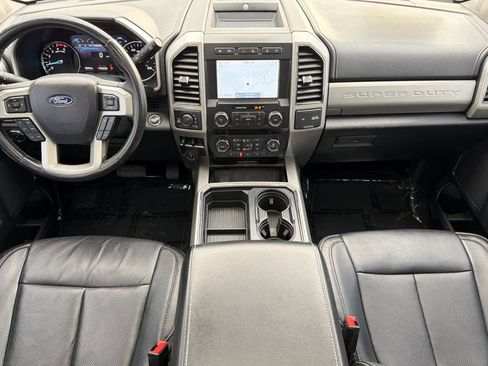 Certified 2020 Ford F350 Lariat image 3