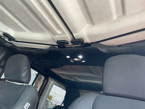 Used 2021 Jeep Wrangler Unlimited Sport image 23