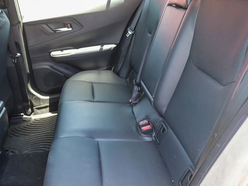 Used 2025 Toyota Prius Plug-In Hybrid FWD image 18