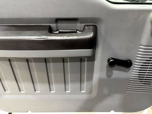 Used 2014 Ford F250 XL w/ XL Value Package image 16