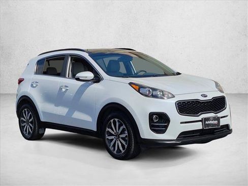 Used 2018 Kia Sportage EX w/ EX Premium Package FWD image 4
