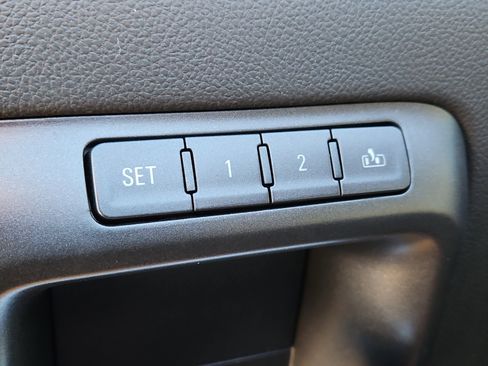 Used 2016 Chevrolet Silverado 1500 LTZ Z71 w/ LTZ Plus Package image 13