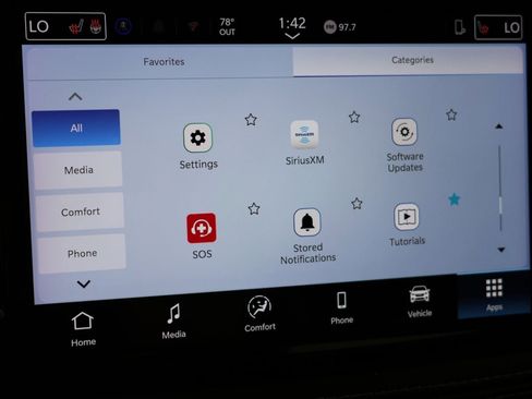 Used 2025 Chrysler Pacifica Select FWD image 53