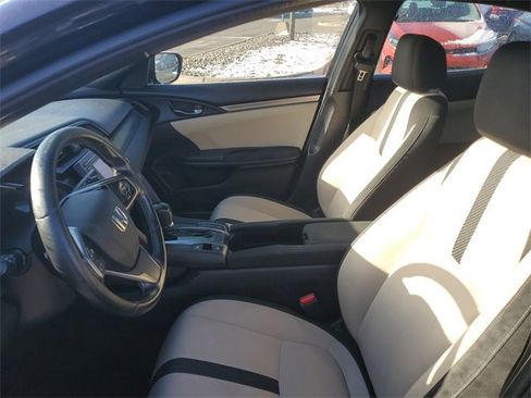 Used 2017 Honda Civic Sport image 15