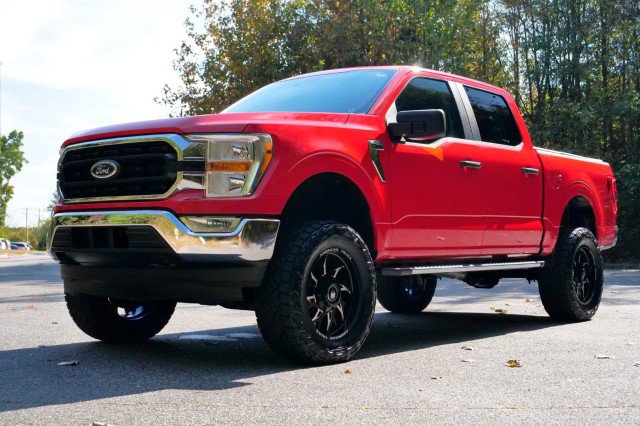 Used 2021 Ford F150 XLT w/ Trailer Tow Package AWD/4WD image 6