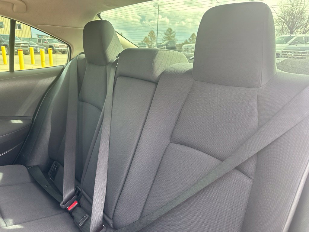 Used 2022 Toyota Corolla LE FWD image 19