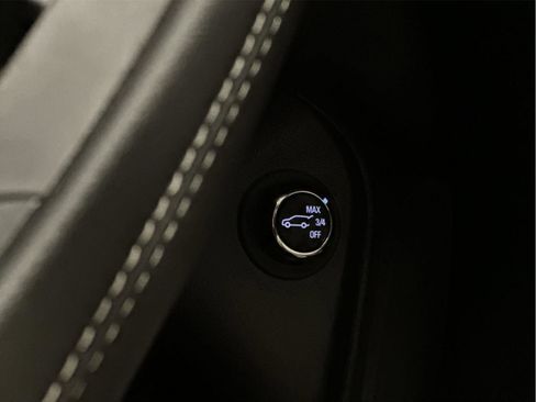 Used 2023 Buick Encore GX Select w/ Sport Touring Package image 33