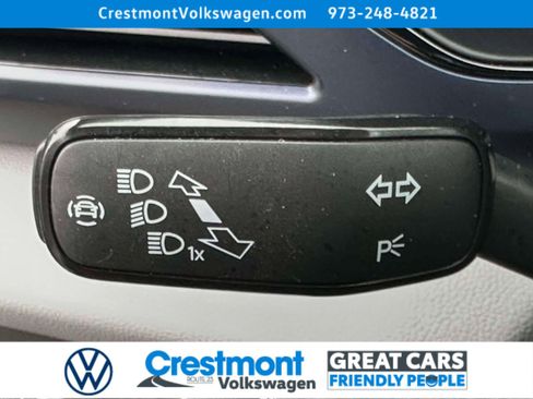 Used 2022 Volkswagen Taos SE w/ Panoramic Sunroof Package image 23