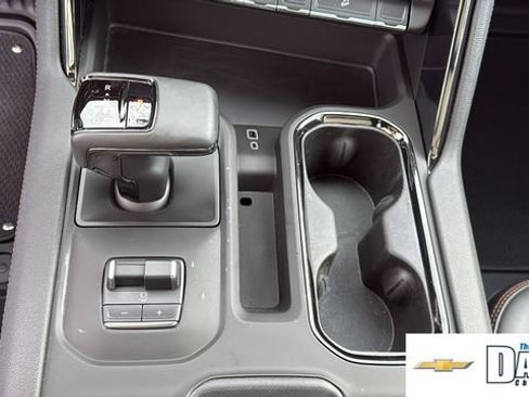 Used 2025 GMC Sierra 1500 AT4 AWD/4WD image 25