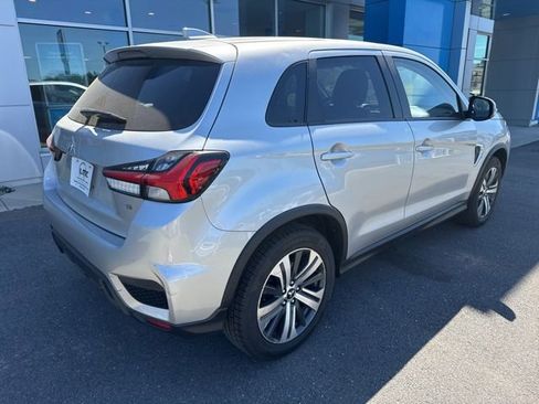 Used 2022 Mitsubishi Outlander Sport SE FWD image 6