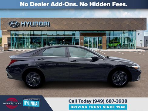New 2026 Hyundai Elantra SEL Sport Premium FWD image 9