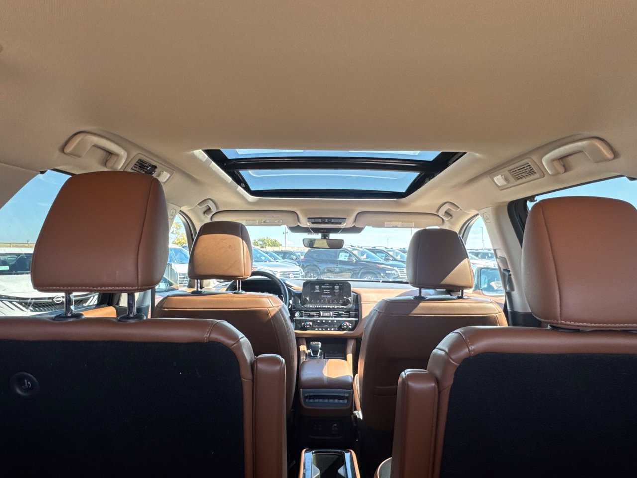 Used 2024 Nissan Pathfinder Platinum FWD image 43