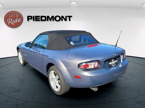 Used 2008 MAZDA MX-5 Miata Sport image 8