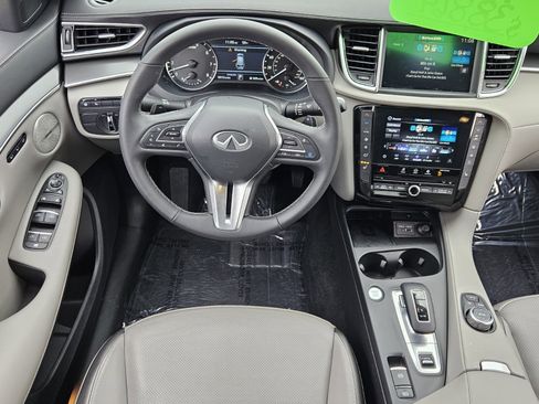 Certified 2025 INFINITI QX50 Luxe image 14
