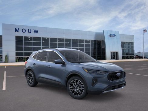 New 2026 Ford Escape Plug-in Hybrid w/ PHEV Premium Package image 7